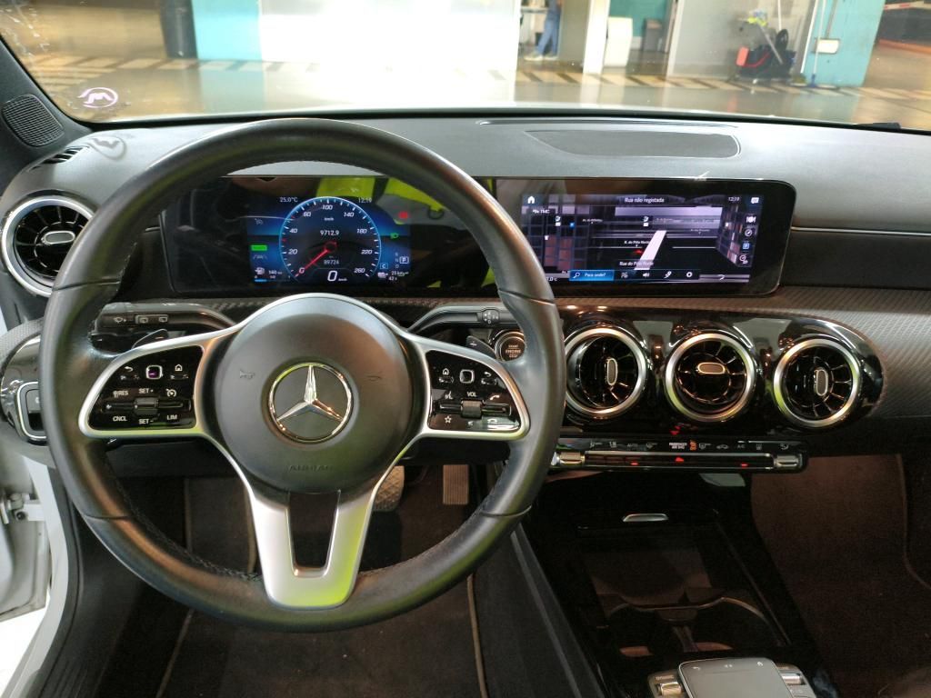 mercedes-benz-classe-a-2022-hibrido-a-gasolina-1332cc