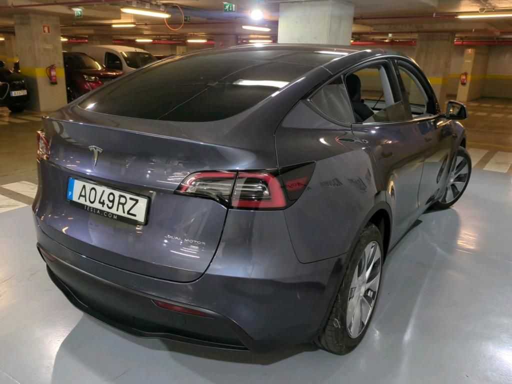 tesla-model-y-2022-eletrico-0cc
