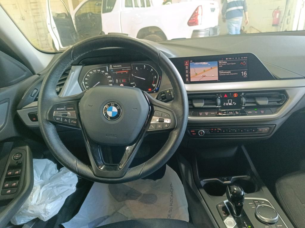 bmw-serie-1-2021-diesel-1496cc