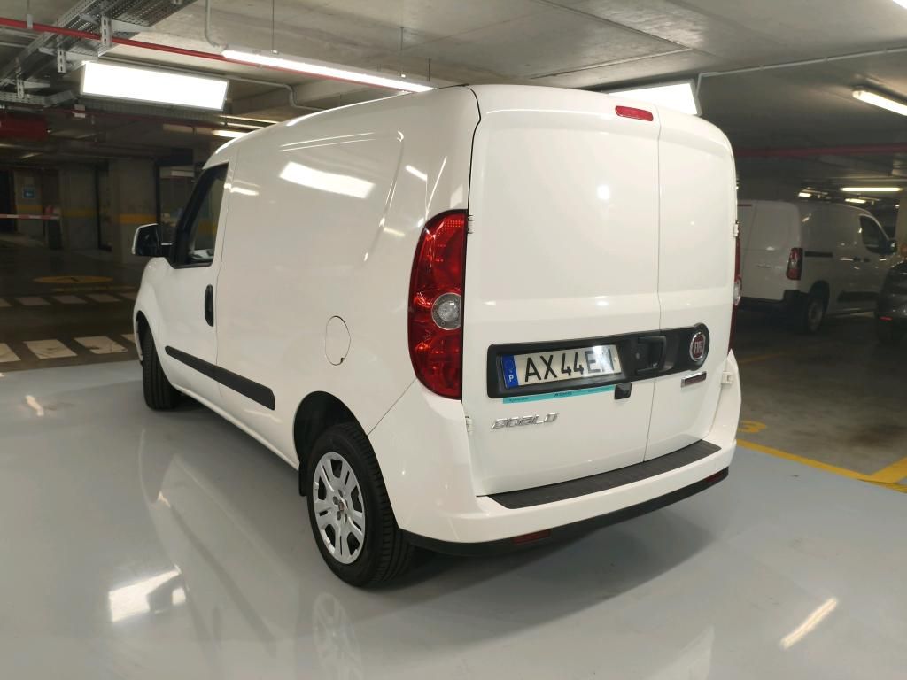 fiat-doblo-2023-diesel-1598cc