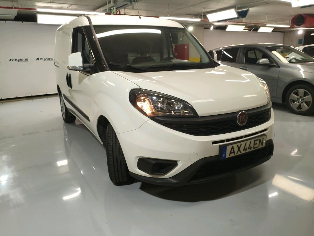 fiat-doblo-2023-diesel-1598cc