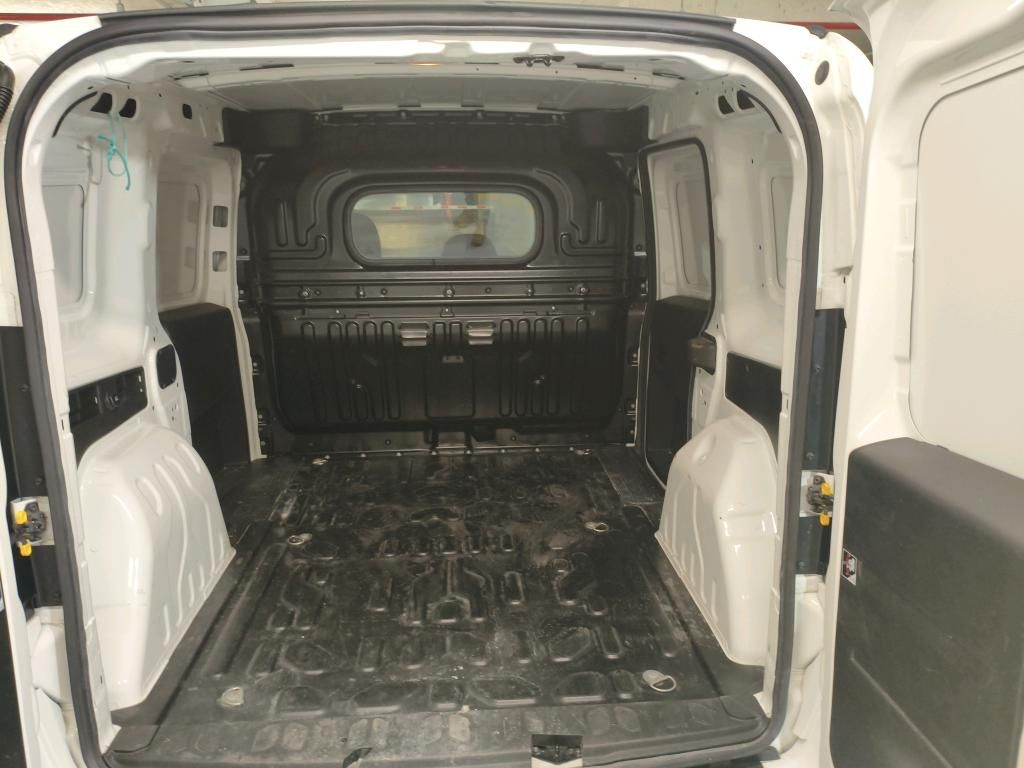 fiat-doblo-2023-diesel-1598cc
