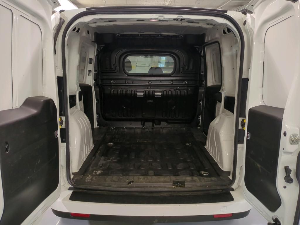 fiat-doblo-2023-diesel-1598cc