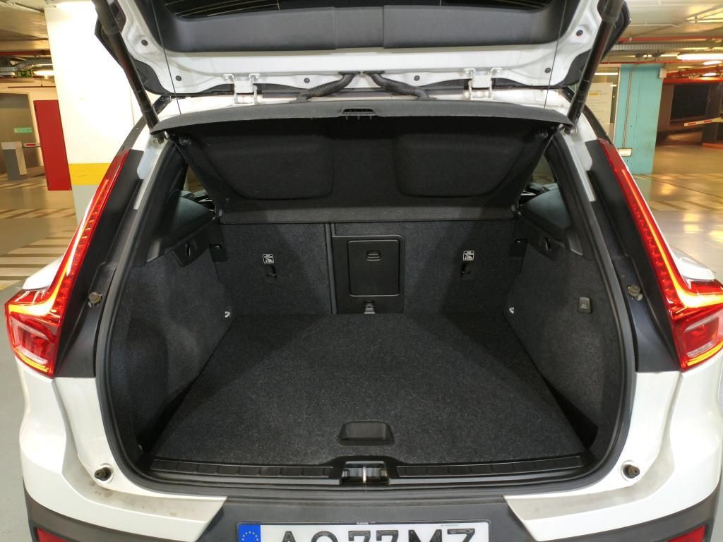 volvo-xc40-2022-hibrido-a-gasolina-1477cc
