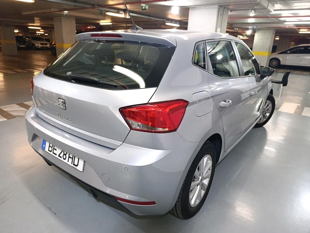 seat-ibiza-2023-gasolina-999cc