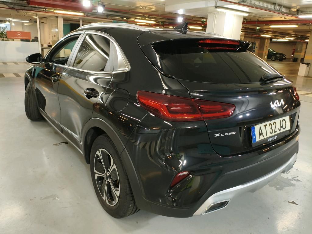 kia-xceed-2022-hibrido-a-gasolina-1580cc