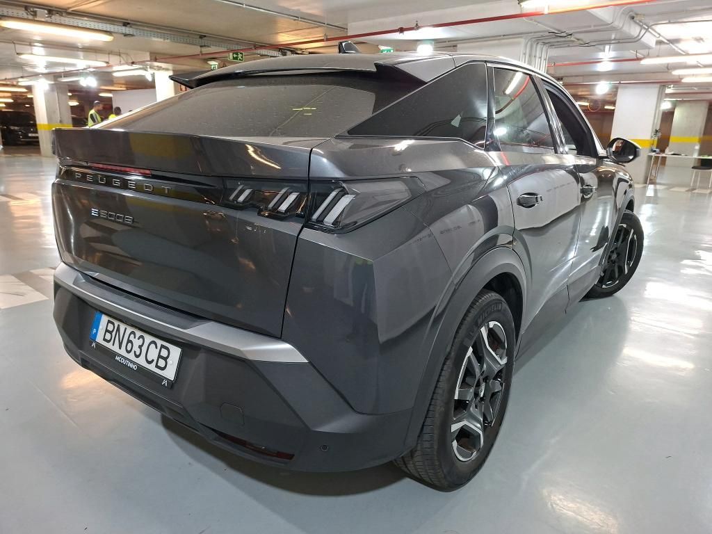 peugeot-e-3008-2024-eletrico-0cc
