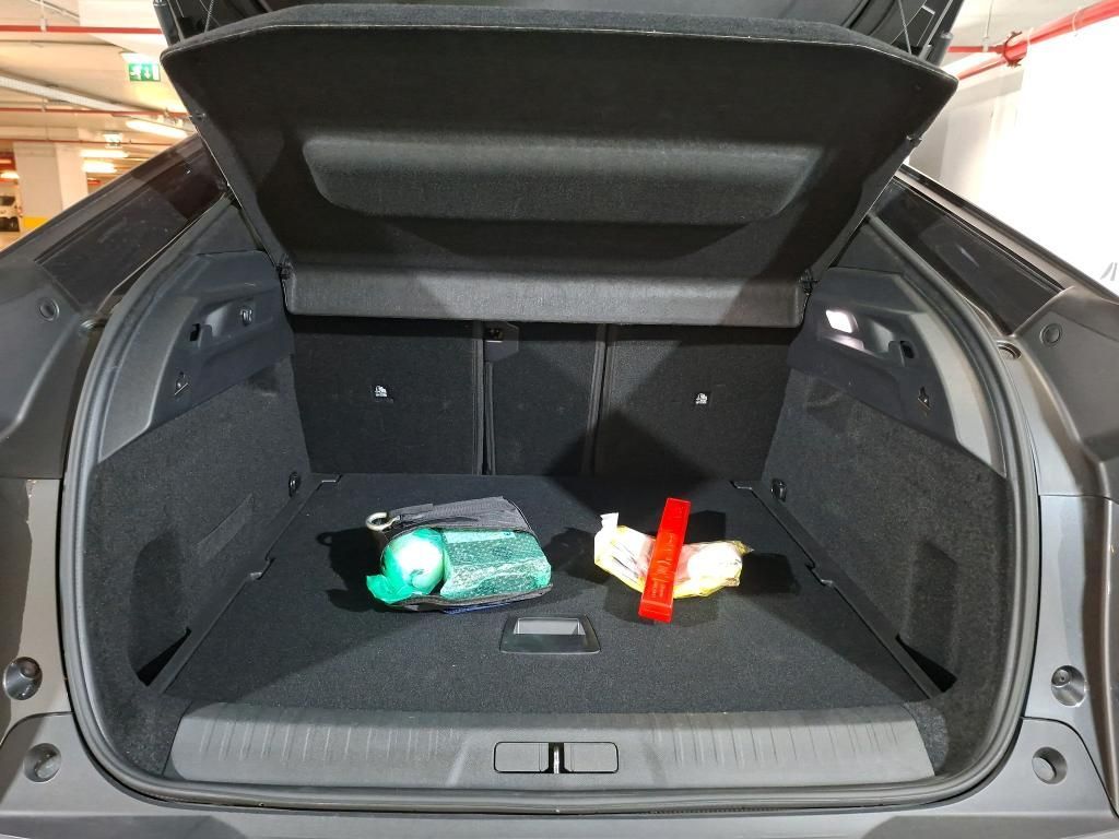 peugeot-e-3008-2024-eletrico-0cc