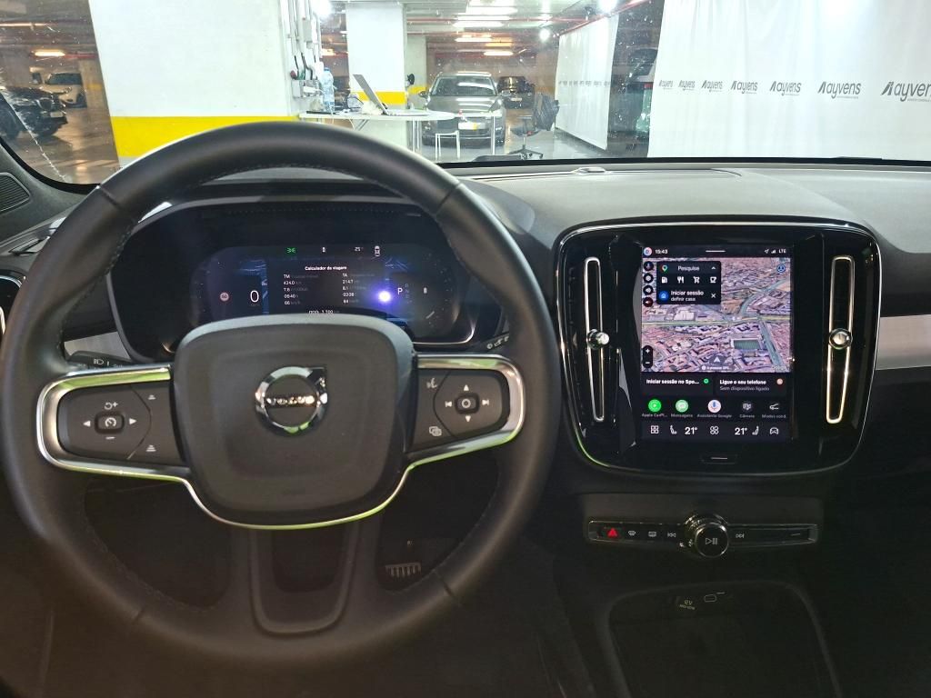 volvo-xc40-2025-gasolina-1969cc