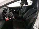 toyota-yaris-2023-hibrido-a-gasolina-1490cc