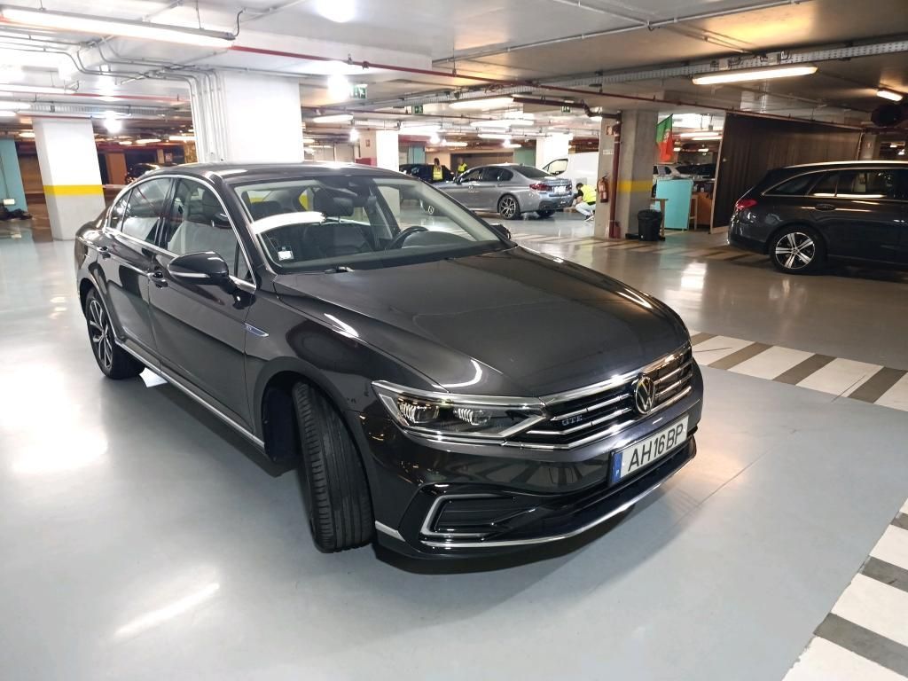 volkswagen-passat-2021-hibrido-a-gasolina-1395cc