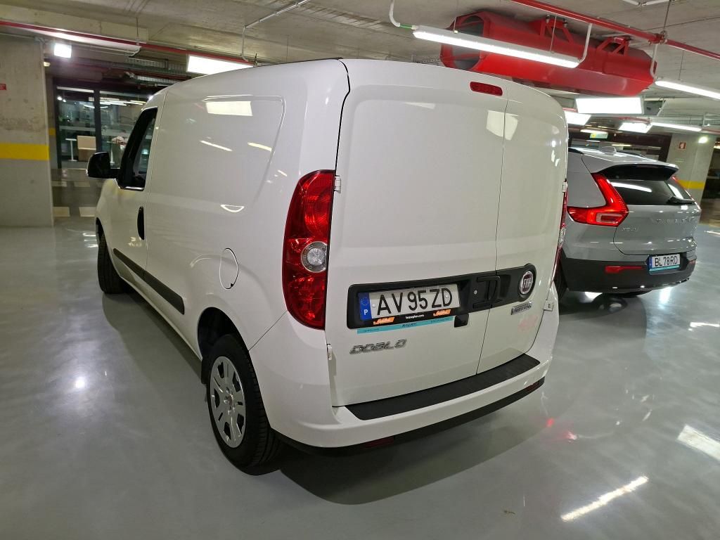 fiat-doblo-2023-diesel-1598cc