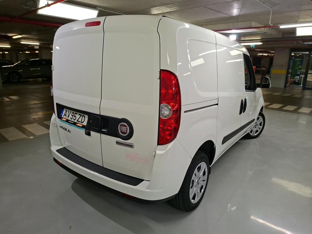 fiat-doblo-2023-diesel-1598cc