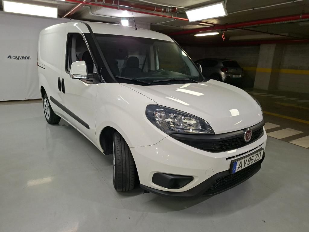 fiat-doblo-2023-diesel-1598cc