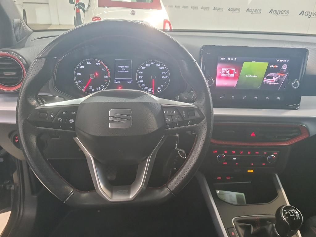 seat-arona-2022-gasolina-999cc
