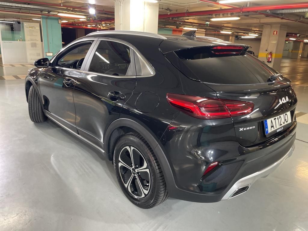 kia-xceed-2022-hibrido-a-gasolina-1580cc