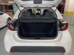 toyota-yaris-2023-hibrido-a-gasolina-1490cc