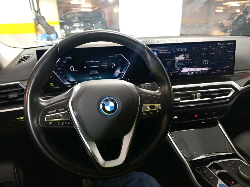 bmw-i4-2023-eletrico-0cc