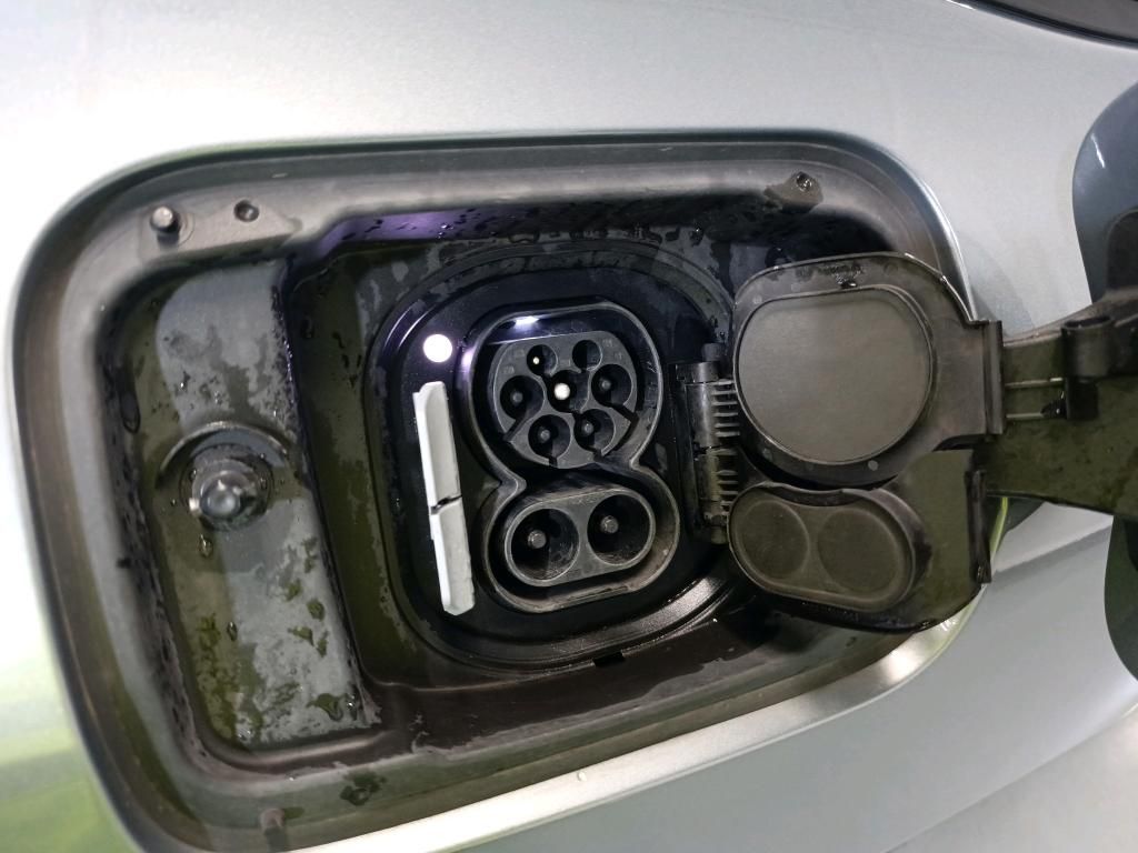 bmw-i4-2023-eletrico-0cc