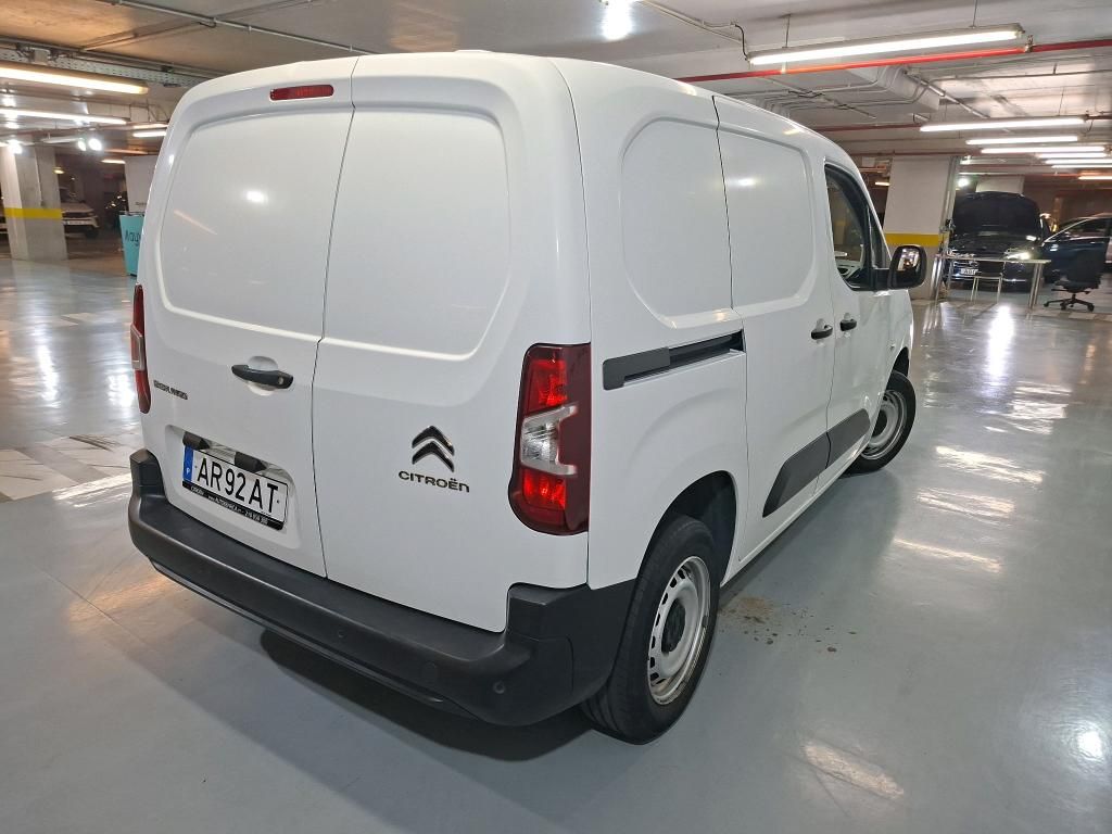 citroen-berlingo-2022-diesel-1499cc