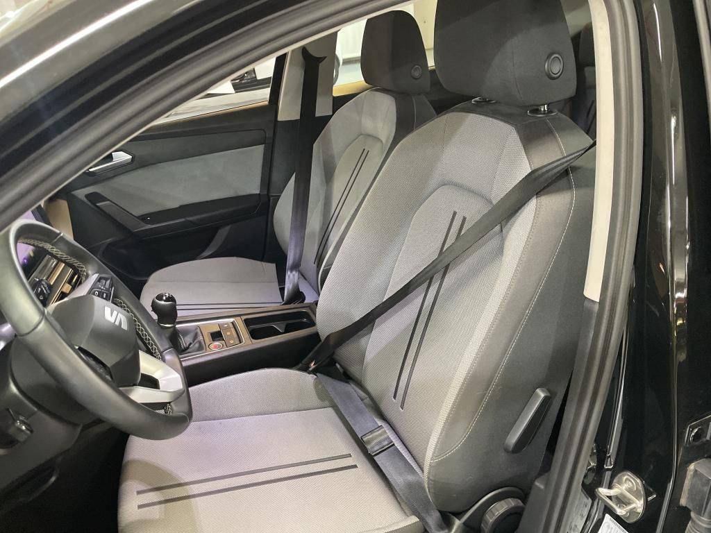 seat-leon-2022-gasolina-999cc