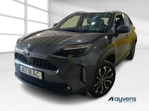 toyota-yaris-2022-hibrido-a-gasolina-1490cc