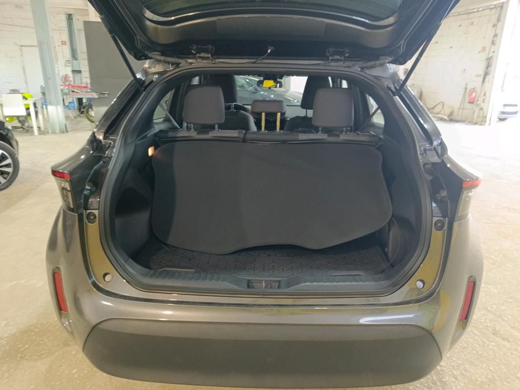 toyota-yaris-2022-hibrido-a-gasolina-1490cc