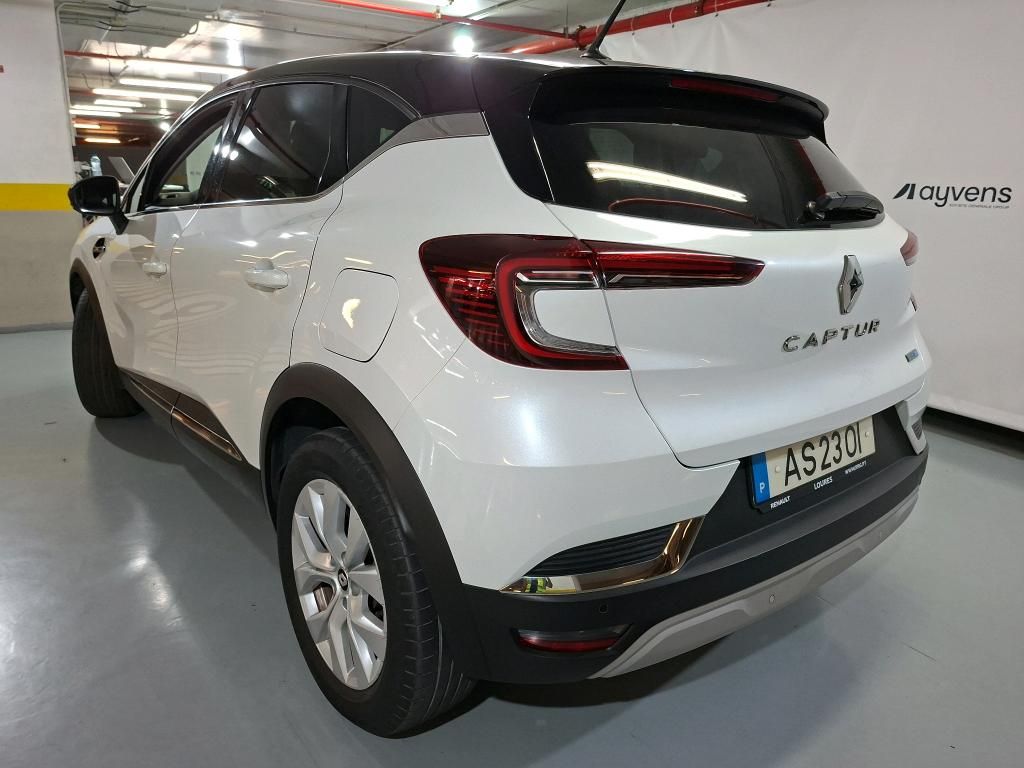 renault-captur-2022-hibrido-a-gasolina-1598cc