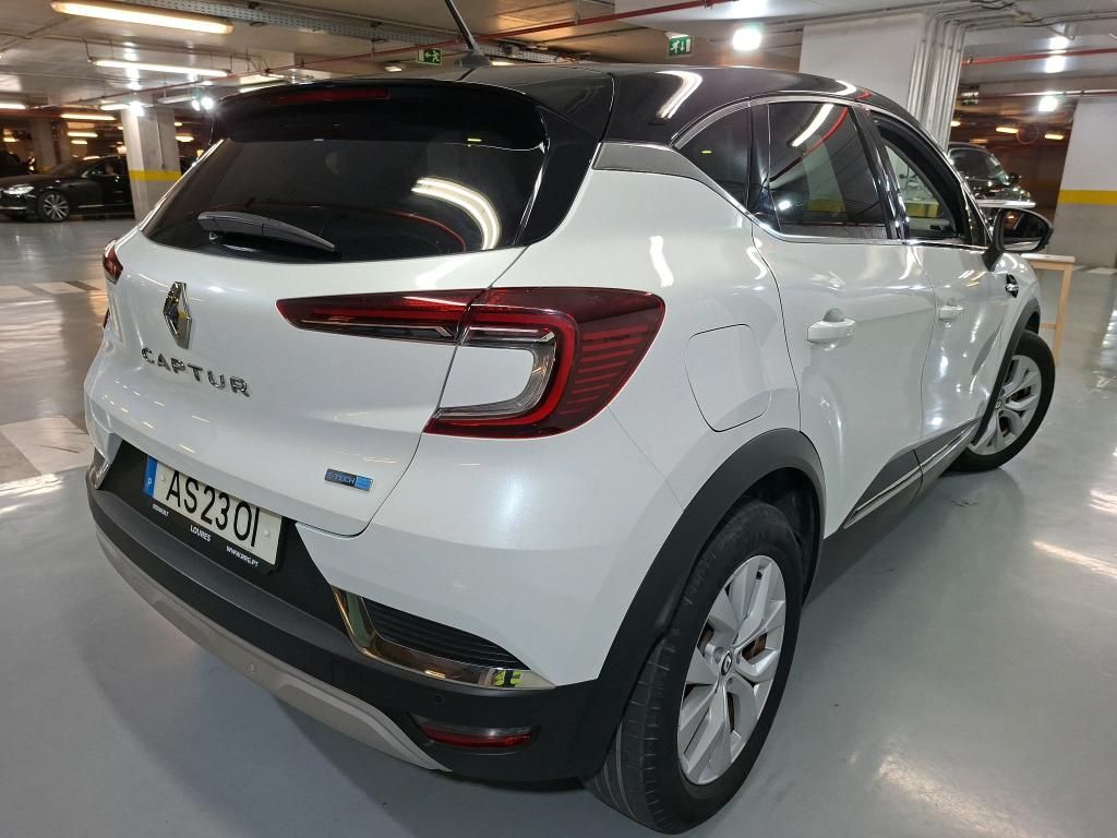 renault-captur-2022-hibrido-a-gasolina-1598cc