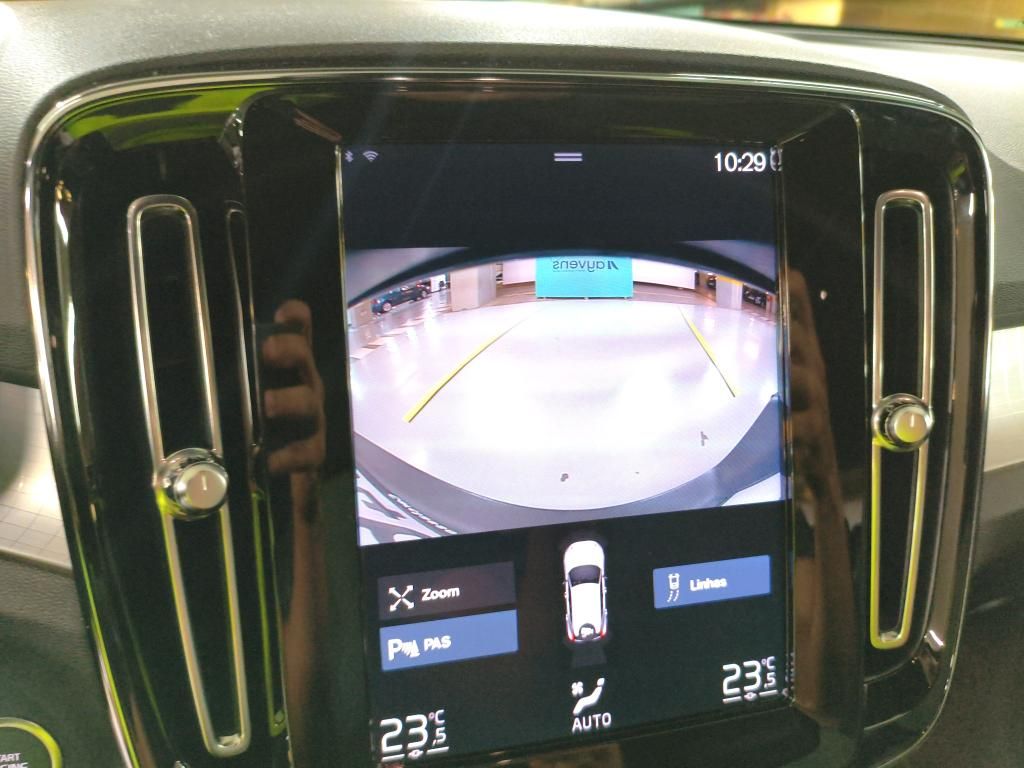 volvo-xc40-2022-hibrido-a-gasolina-1477cc