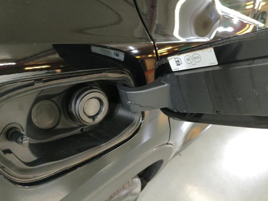 volvo-xc40-2022-hibrido-a-gasolina-1477cc