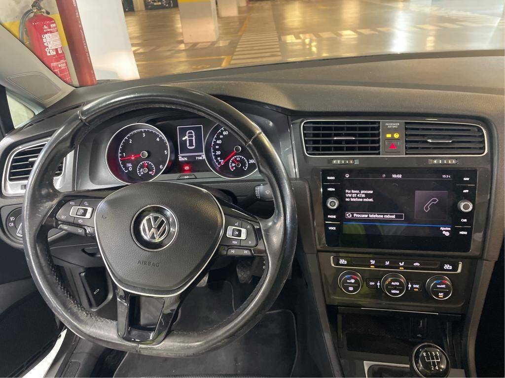 volkswagen-golf-2020-diesel-1598cc