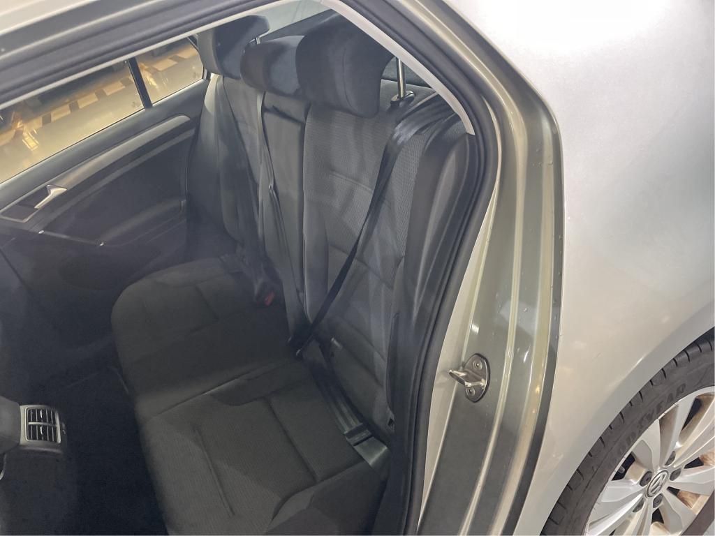 volkswagen-golf-2020-diesel-1598cc