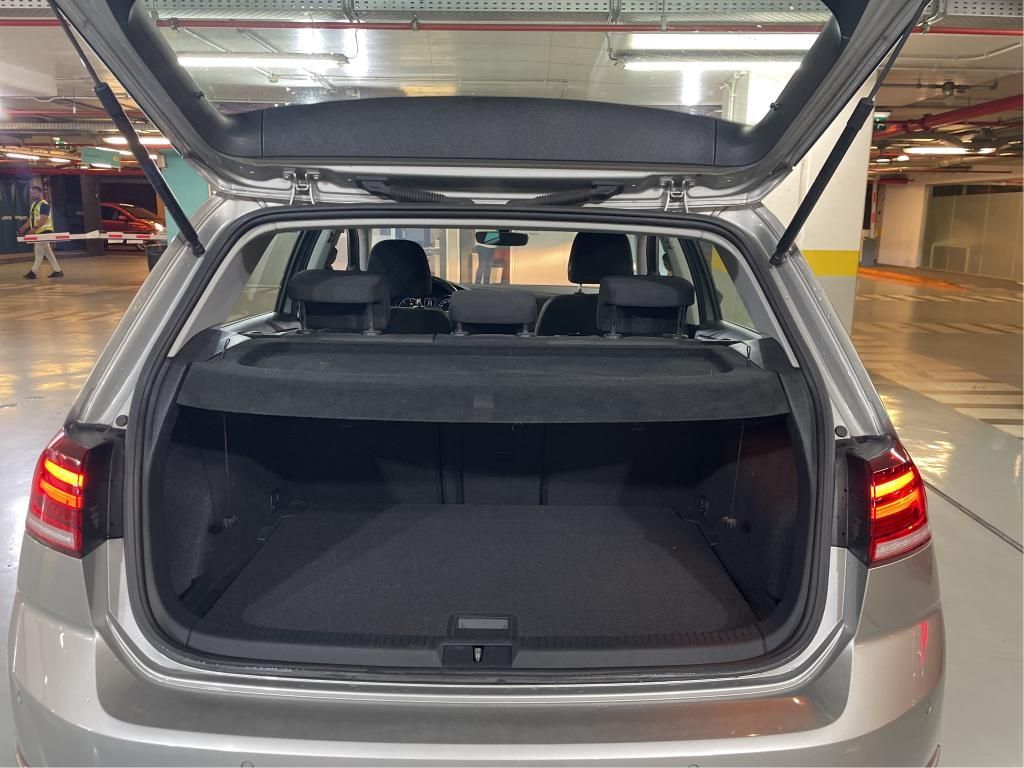 volkswagen-golf-2020-diesel-1598cc