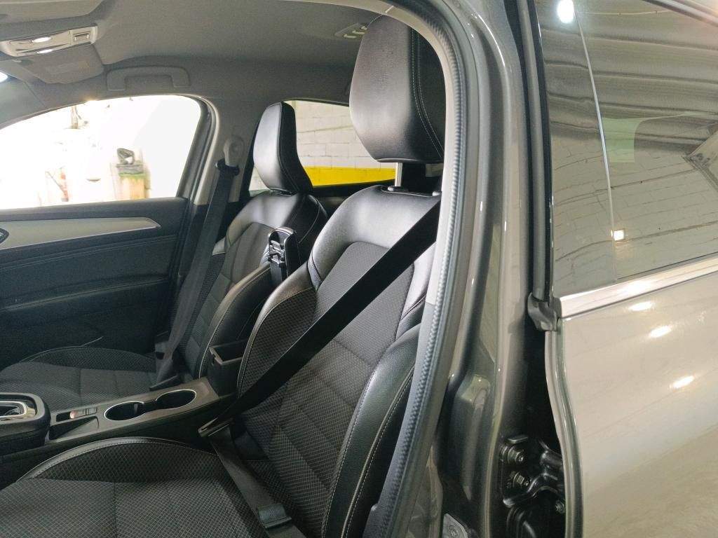 renault-arkana-2022-hibrido-a-gasolina-1598cc