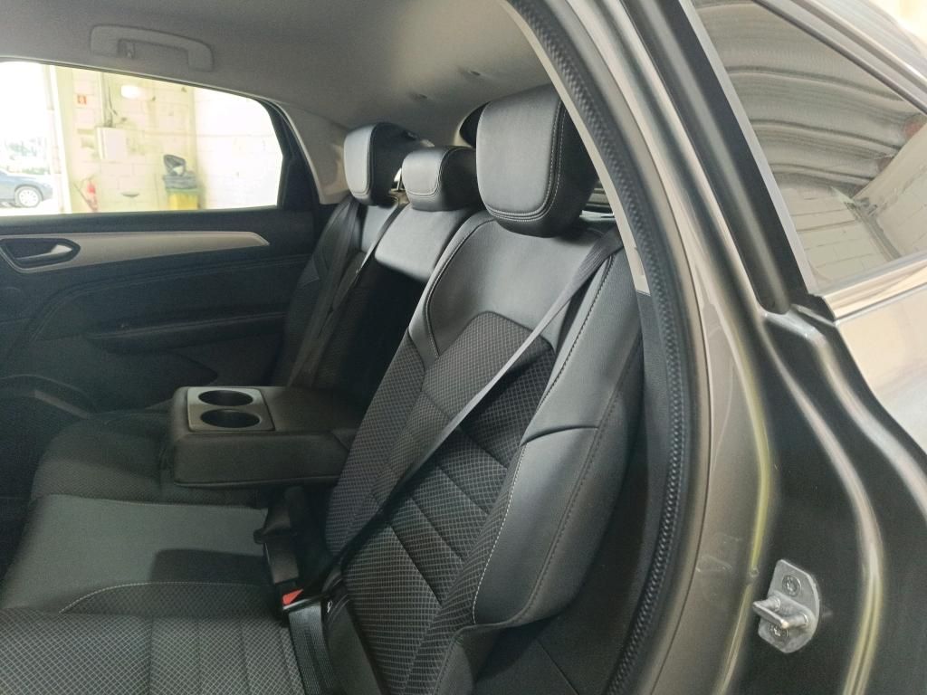 renault-arkana-2022-hibrido-a-gasolina-1598cc
