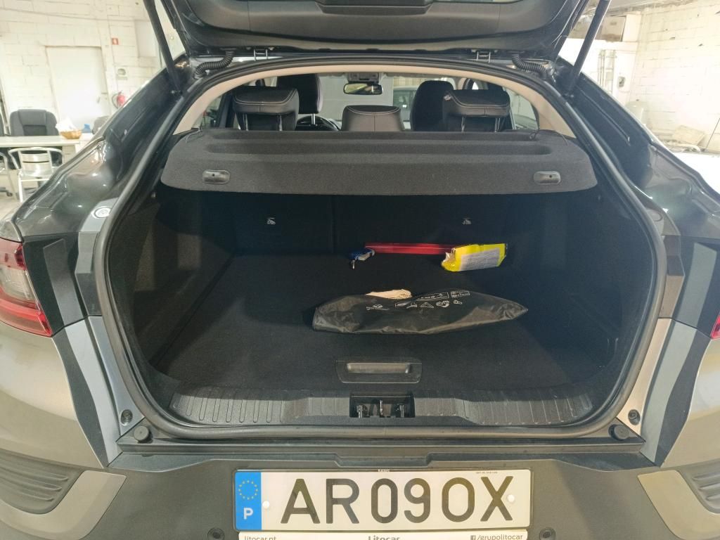 renault-arkana-2022-hibrido-a-gasolina-1598cc