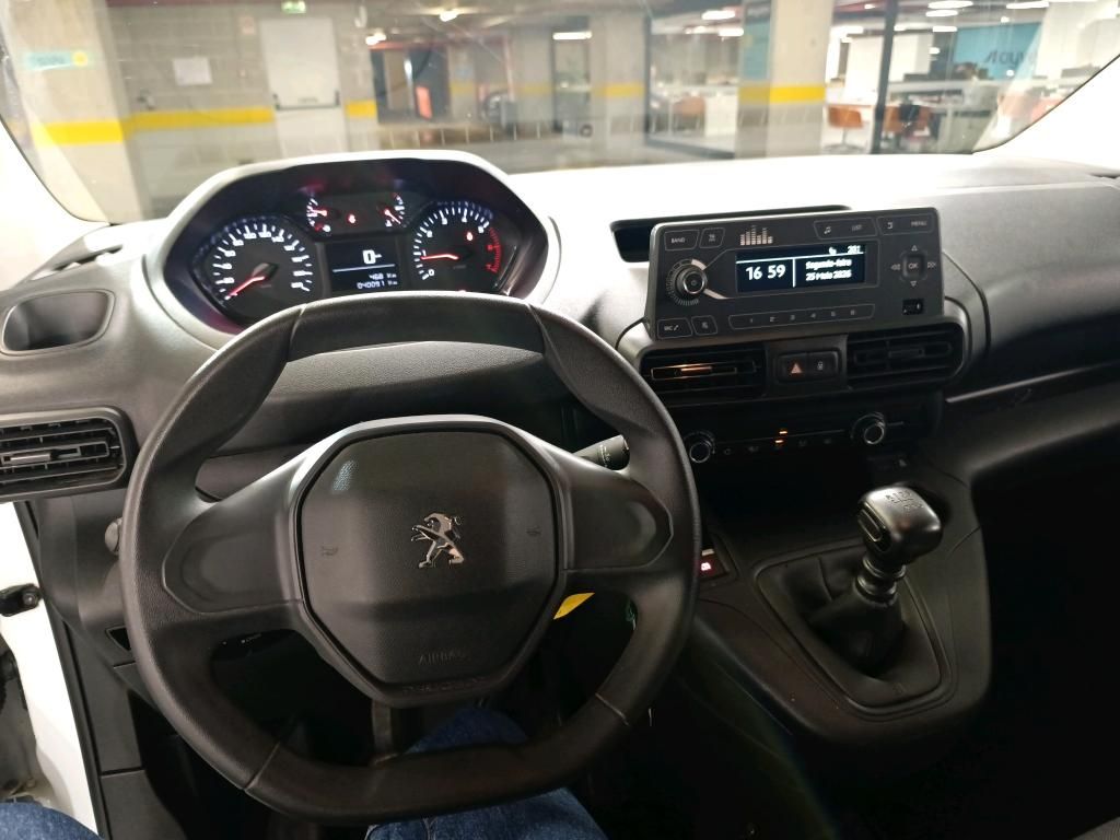 peugeot-partner-2022-diesel-1499cc