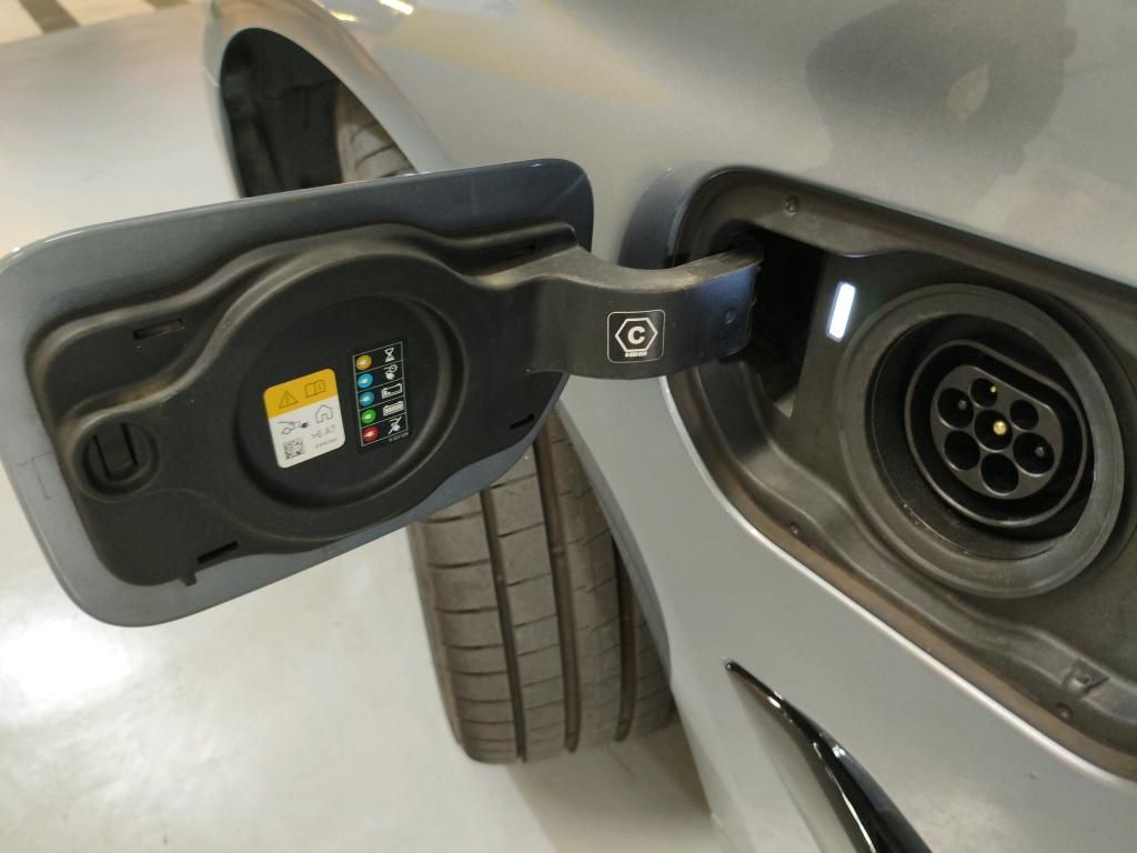 bmw-serie-5-2022-hibrido-a-gasolina-2998cc
