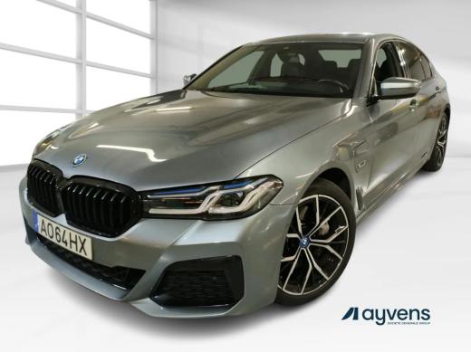bmw-serie-5-2022-hibrido-a-gasolina-2998cc