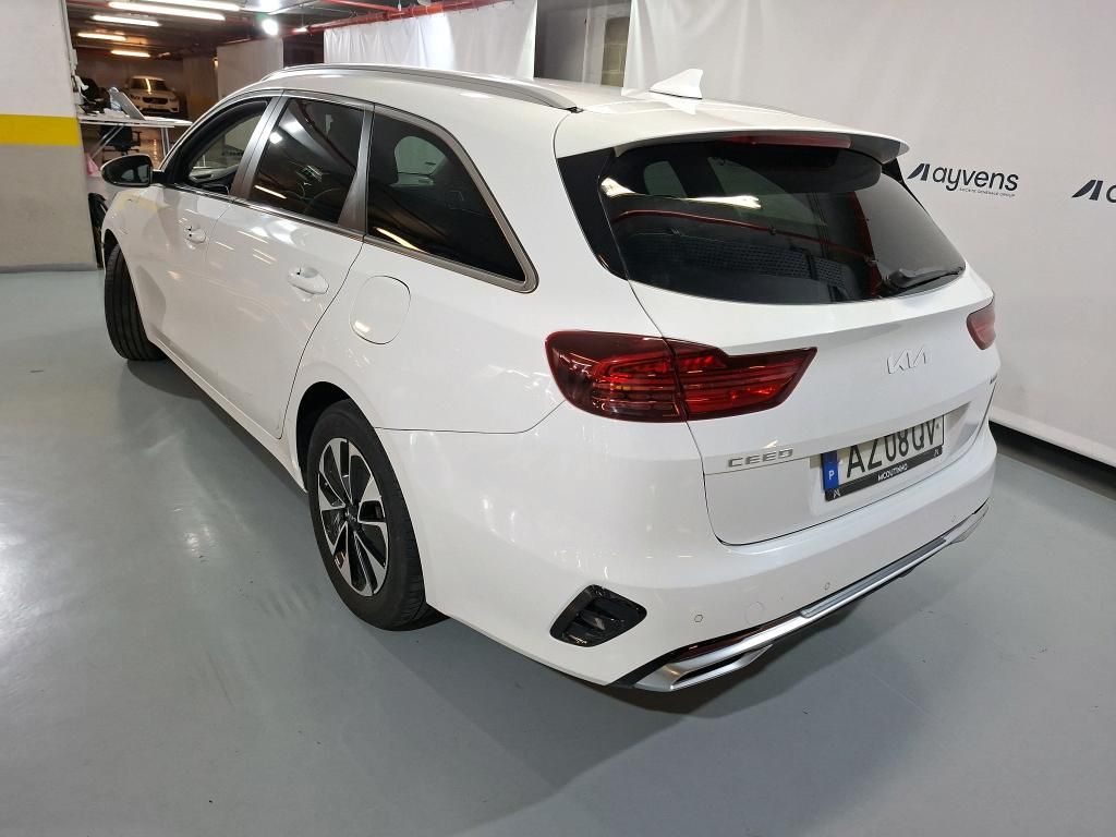 kia-ceed-2023-hibrido-a-gasolina-1580cc
