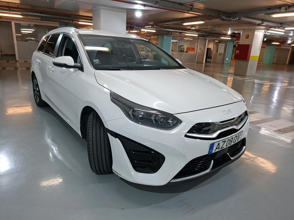 kia-ceed-2023-hibrido-a-gasolina-1580cc