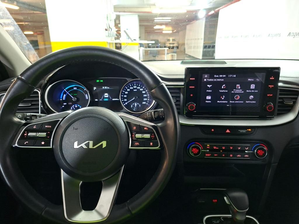 kia-ceed-2023-hibrido-a-gasolina-1580cc
