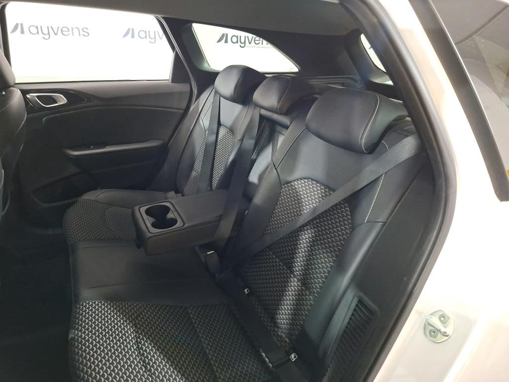 kia-ceed-2023-hibrido-a-gasolina-1580cc