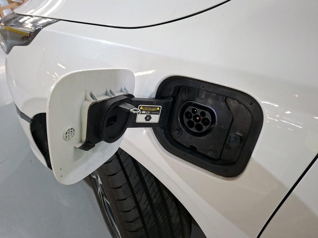 kia-ceed-2023-hibrido-a-gasolina-1580cc