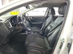 kia-ceed-2023-hibrido-a-gasolina-1580cc