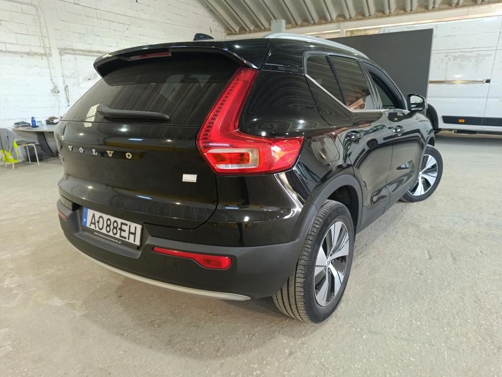 volvo-xc40-2022-hibrido-a-gasolina-1477cc