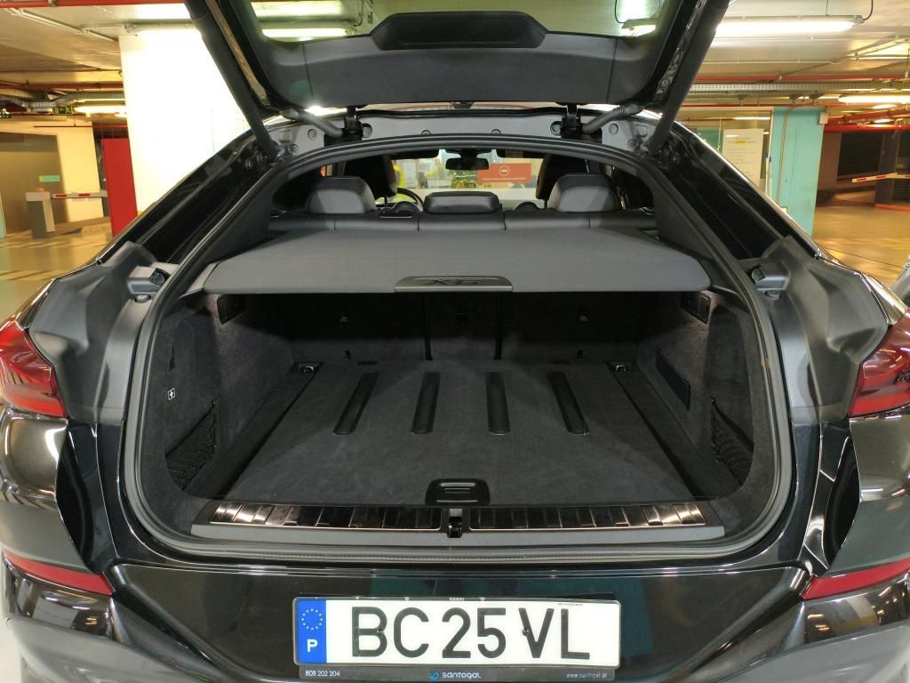 bmw-x6-2023-diesel-2993cc