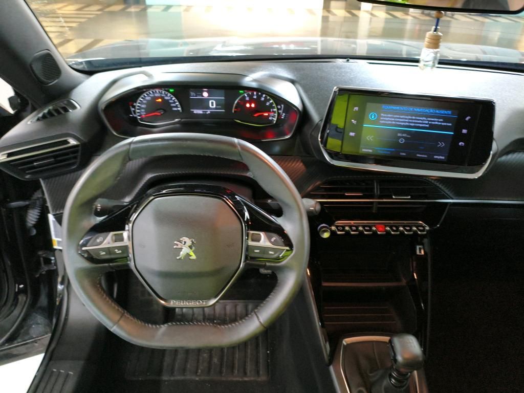 peugeot-2008-2022-gasolina-1199cc