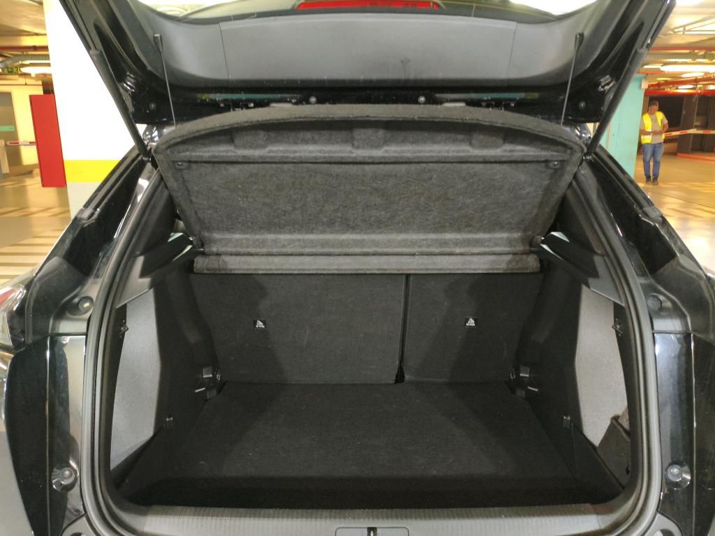 peugeot-2008-2022-gasolina-1199cc